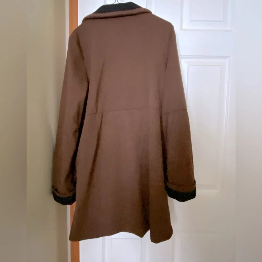 Brown & Black Trimmed Trench Coat Overcoat - Perfect Winter Staple - Picture 5 of 5